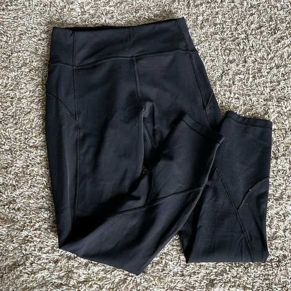 lululemon athletica Pants - Black lululemon leggings size 6!